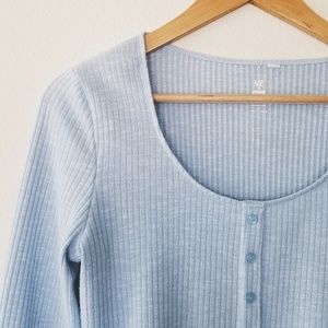 Me to We Light Blue Button Long Sleeve Crop Top